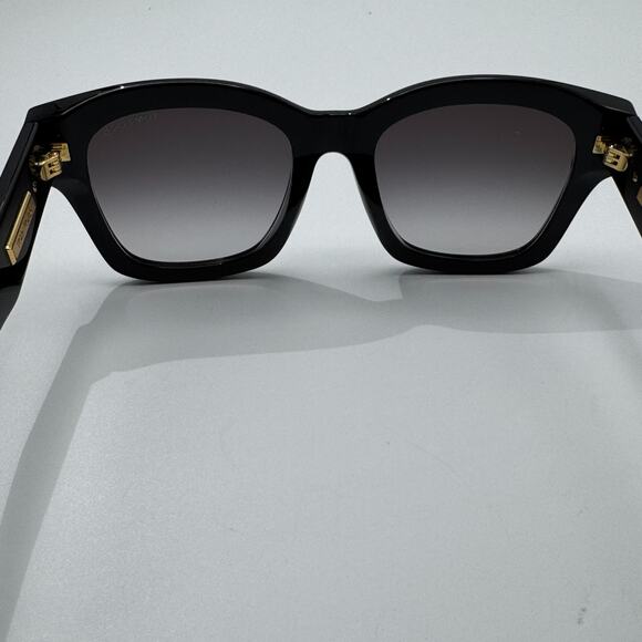 Tom Ford Sunglasses Icon TF1329-F 01B Black Butterfly Gray Gradient Asian Fit main image 8
